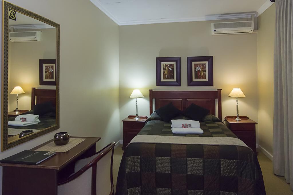 Bayswater Lodge Bloemfontein Ngoại thất bức ảnh